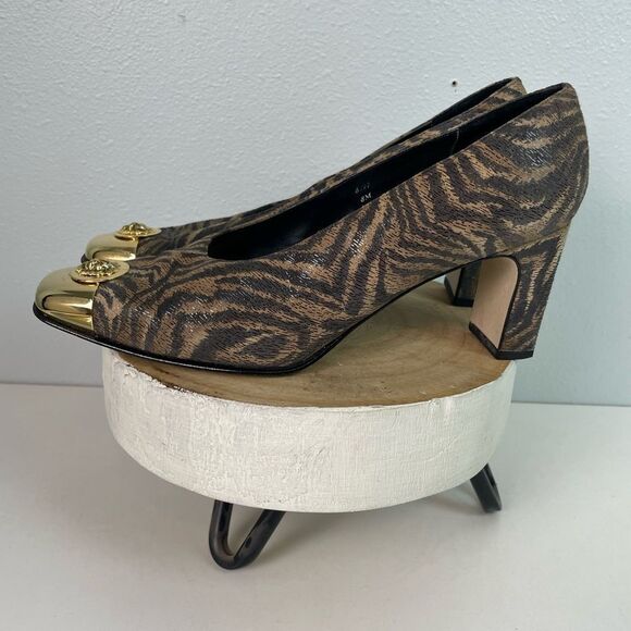 J. Renee Gold and Brown Tiger Patterned Chunky Heels Size 8M EUC - Picture 1 of 7
